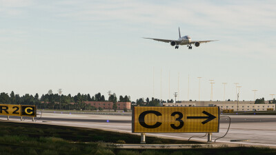 KFNT Bishop International Airport - Microsoft Flight Simulator screenshot