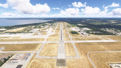 KTVC Cherry Capital Airport - Microsoft Flight Simulator screenshot