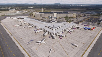KMHT Manchester-Boston Regional Airport - Microsoft Flight Simulator screenshot
