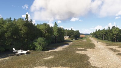 CRL2 Westport Rideau Lakes Airport - Microsoft Flight Simulator 2024 screenshot