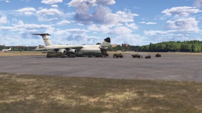 EDDI Sundownersim 1970s Berlin Tempelhof Airport - Microsoft Flight Simulator screenshot