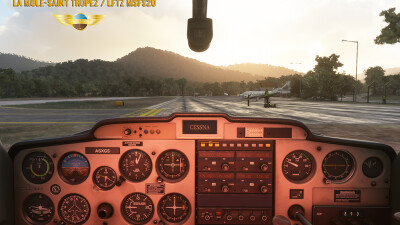LFTZ Gulf of Saint-Tropez Airport - Microsoft Flight Simulator screenshot