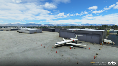 KVNY Van Nuys Airport - Microsoft Flight Simulator screenshot