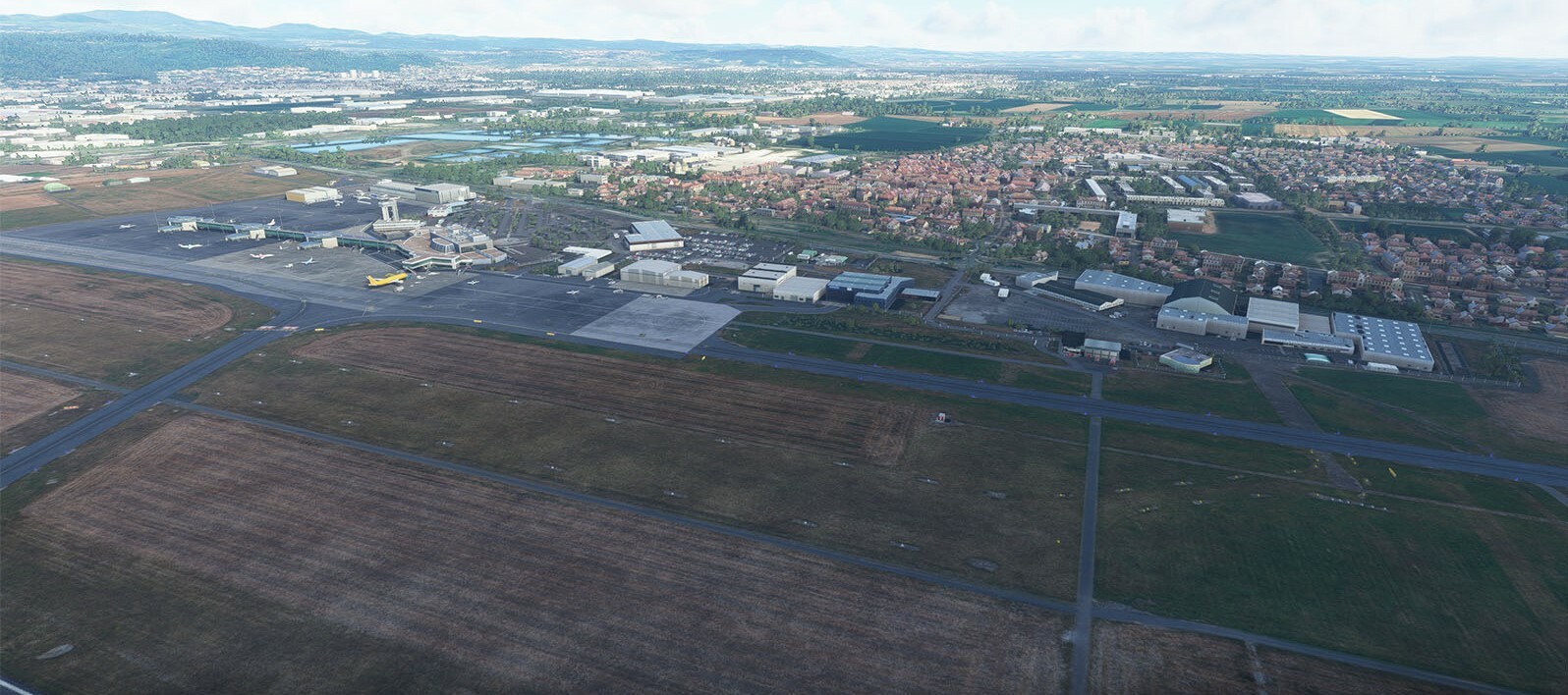 LFLC Clermont-Ferrand Auvergne Airport - Microsoft Flight Simulator